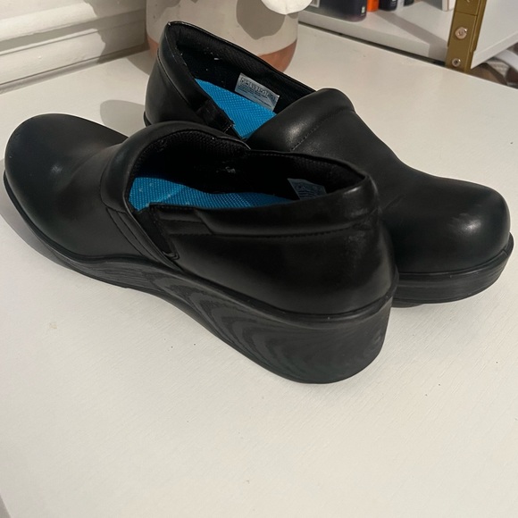 Dansko Work Clogs - Picture 3 of 9